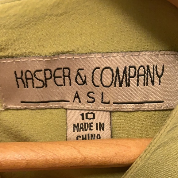 Vintage Chartreuse silk blouse with beautiful button up neck - Picture 3 of 4